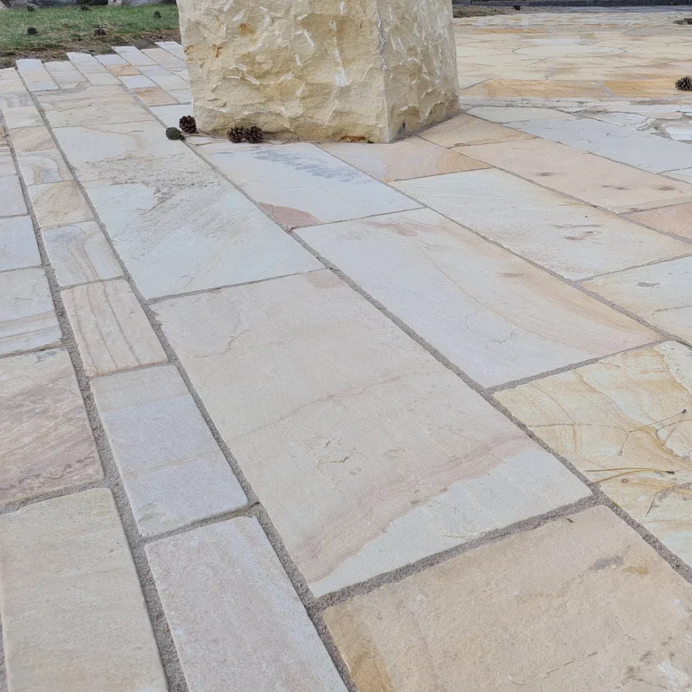 Brosten i sandsten Sahara