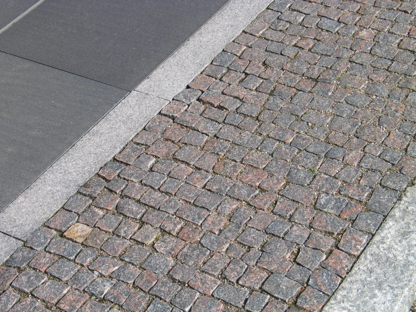 Chaussesten Svensk Halmstad