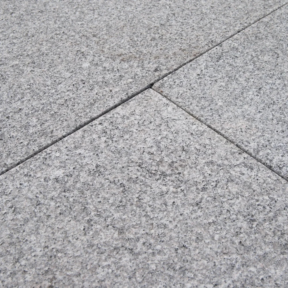 Granitflise Dalian Grey (Lys grå)