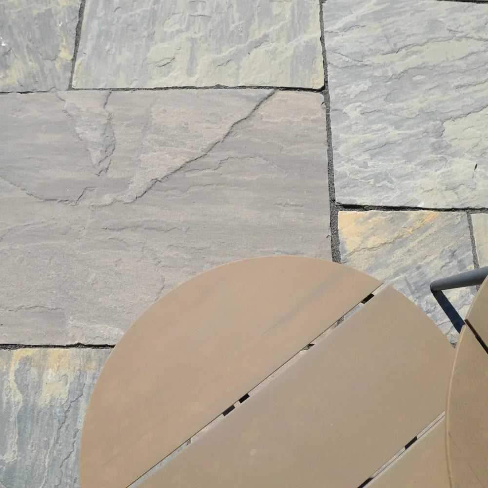 Sandsten i romersk mønster Dark