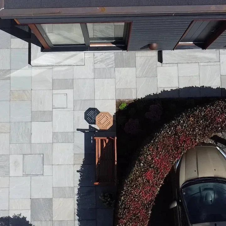 Sandsten i romersk mønster Grå