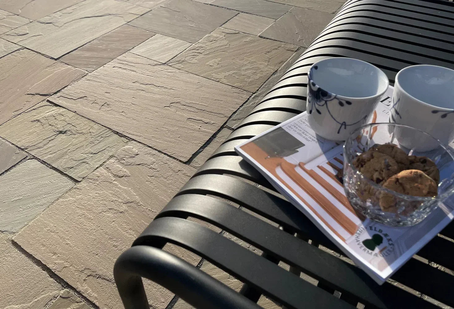 Sandsten i romersk mønster Olive