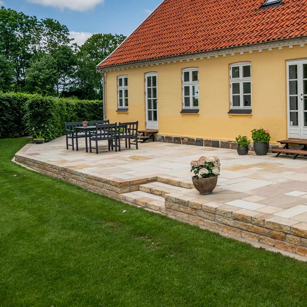 Støttemur i sandsten Sahara